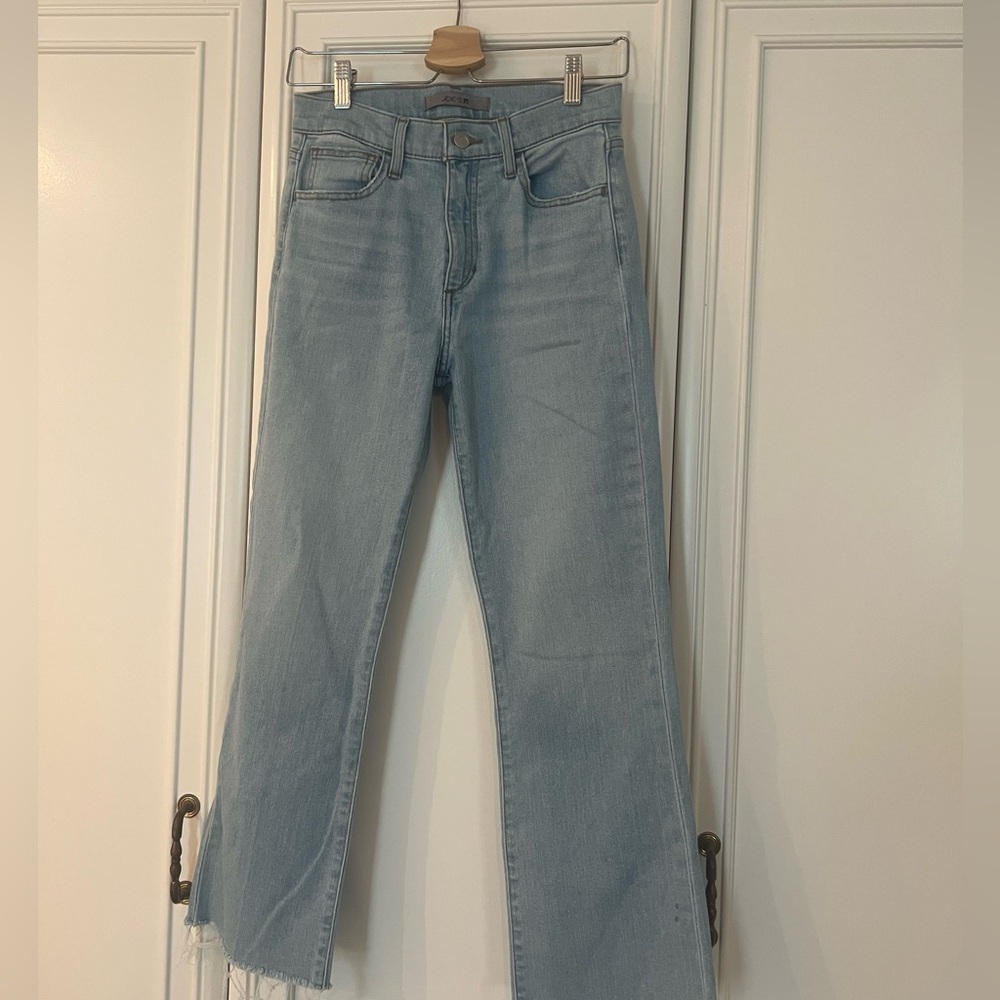 Light Wash Women's Straight Jeans